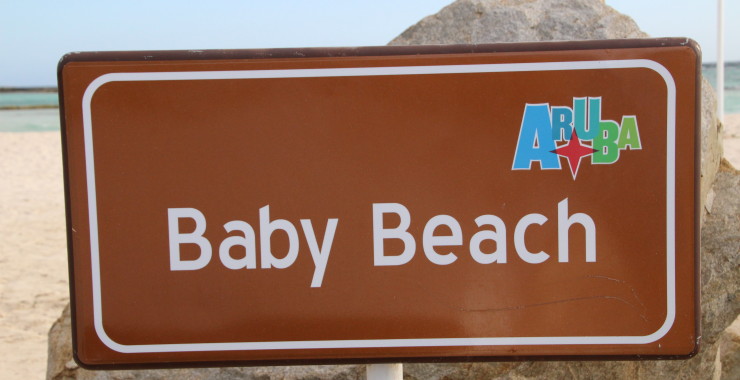 Machweg op baby beach