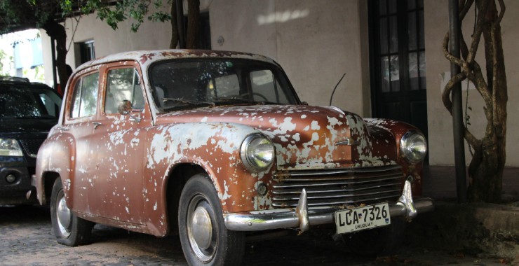 Oldtimers in Colonia del Sacramento