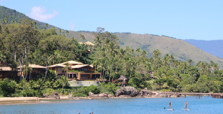 Stranden bij Paraty Brazilie