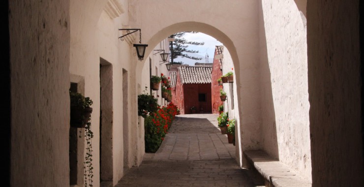 Straatje in het Santa Catalina Klooster Peru