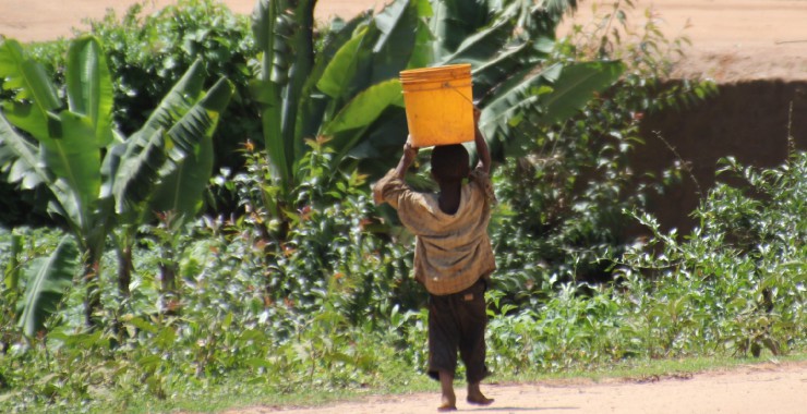 Klein jochie grote emmer